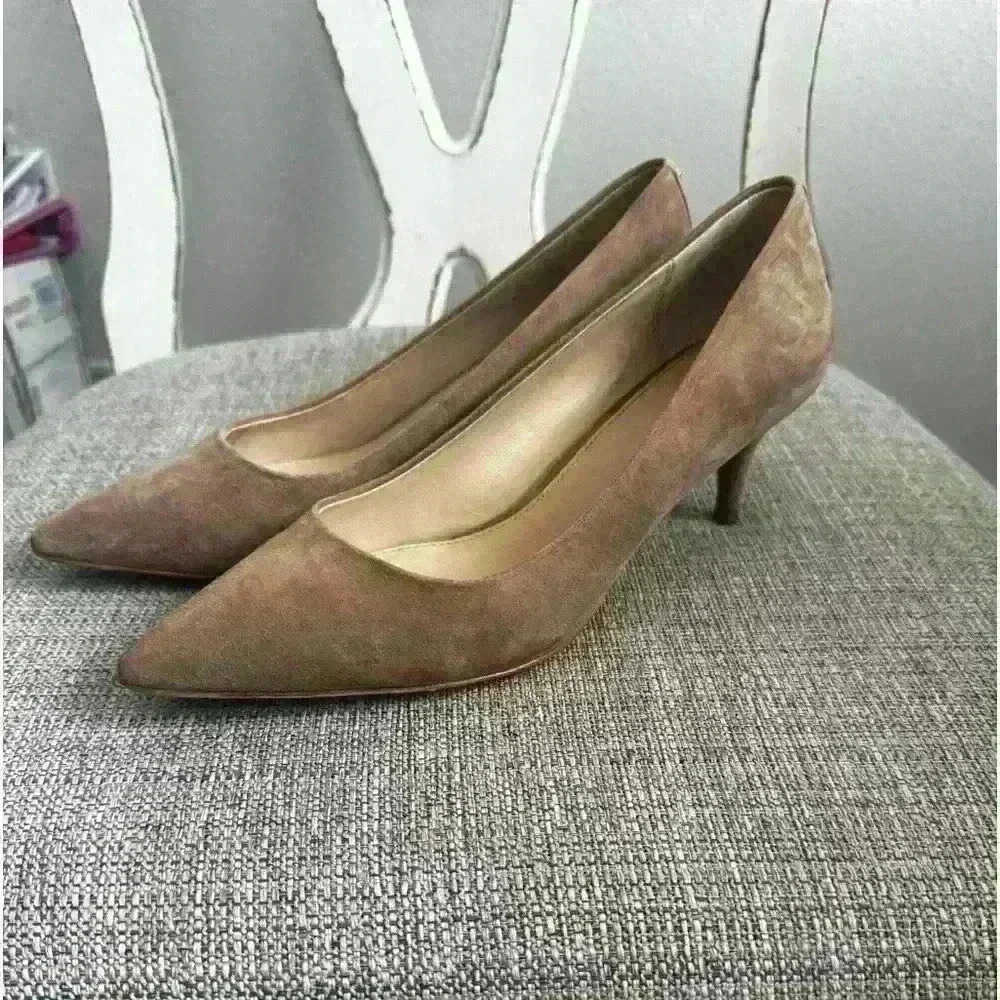 Coach Lacey Suede Heel Size 7.5 - Picture 2 of 7